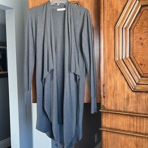 Long sleeve knit sweater/cardigan